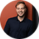 Begonnen als stagiaire en inmiddels opgeklommen tot Commercieel Directeur en strategisch expert in backoffice oplossingen voor de uitzendbranche in dienst van Flexpedia. Na het afronden van zijn opleiding Commerciële Economie aan de Hogeschool Inholland in Alkmaar begon Arne dus als eerste Flexpedia stagiaire. Vervolgens is Arne snel doorgegroeid naar Commercieel Directeur. Hierin geeft hij onder andere leiding aan Team Marketing & Sales.